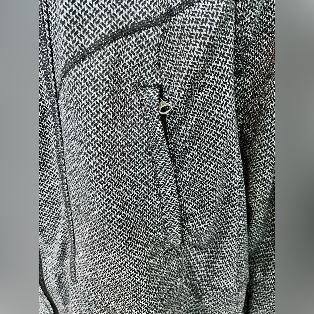 Athleta Jacket Gray Size Medium - image 3